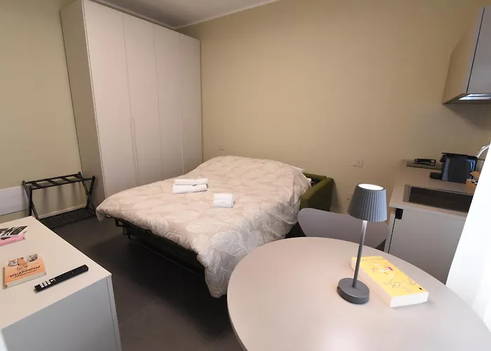 De' Carracci 게스트하우스 볼로냐