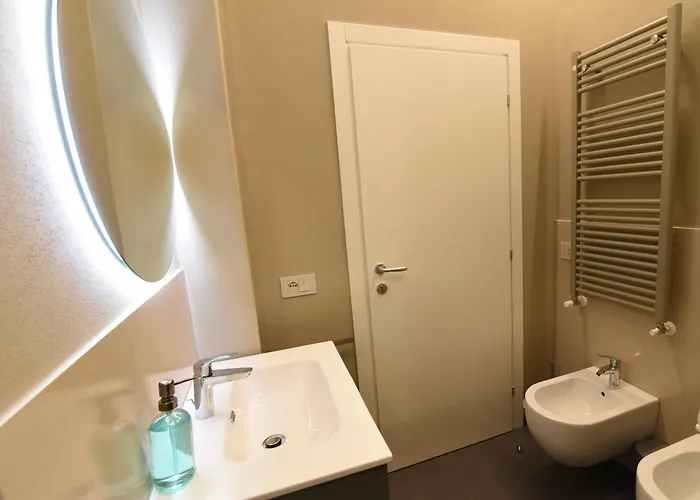 De' Carracci 게스트하우스 볼로냐